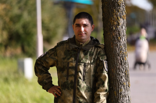 У города-героя — свои герои